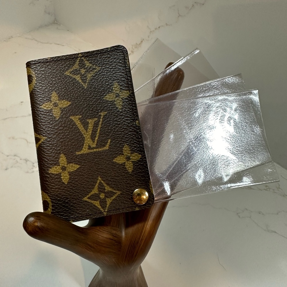 Louis Vuitton Monogram Porte Cartes Credit Pression - Picture 1 of 7